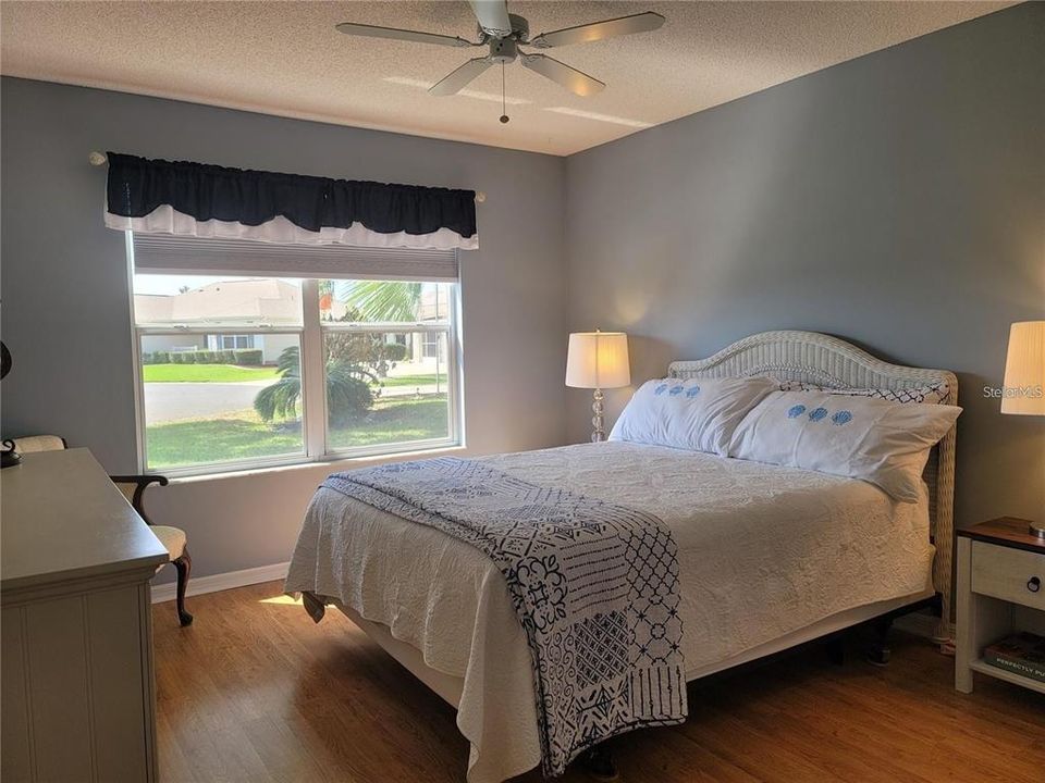 В аренду: $1,600 (3 спален, 2 ванн, 1392 Квадратных фут)