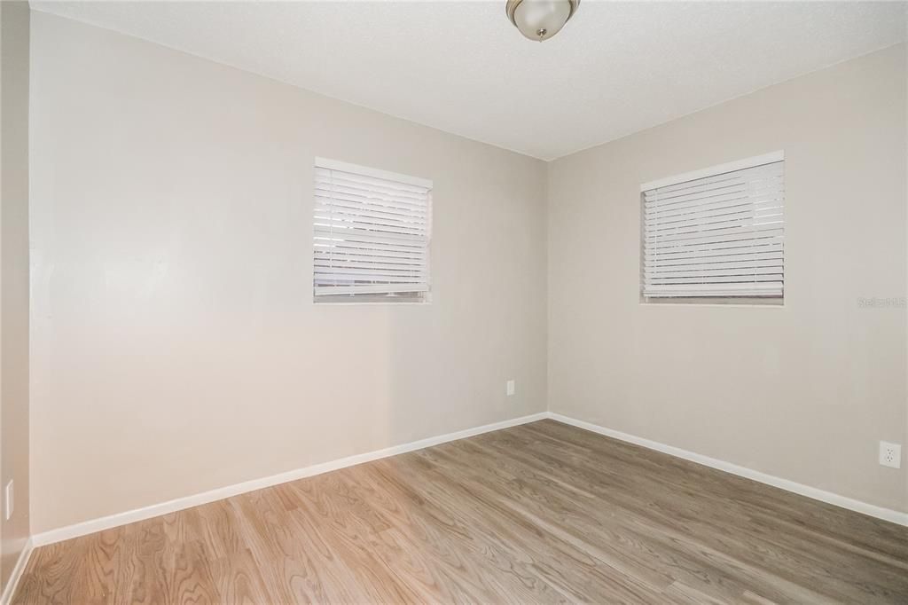 For Rent: $2,265 (4 beds, 2 baths, 2284 Square Feet)