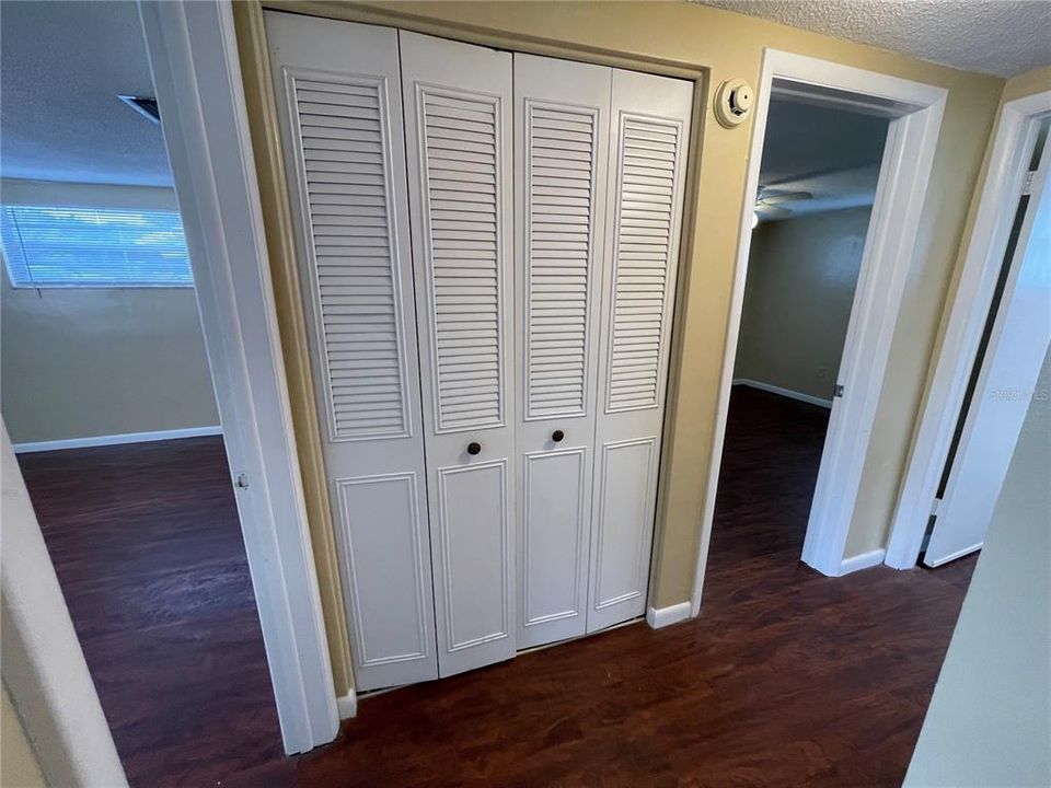 待售: $225,000 (3 贝兹, 2 浴室, 1246 平方英尺)