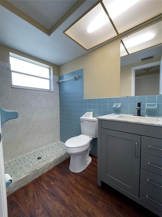 待售: $225,000 (3 贝兹, 2 浴室, 1246 平方英尺)