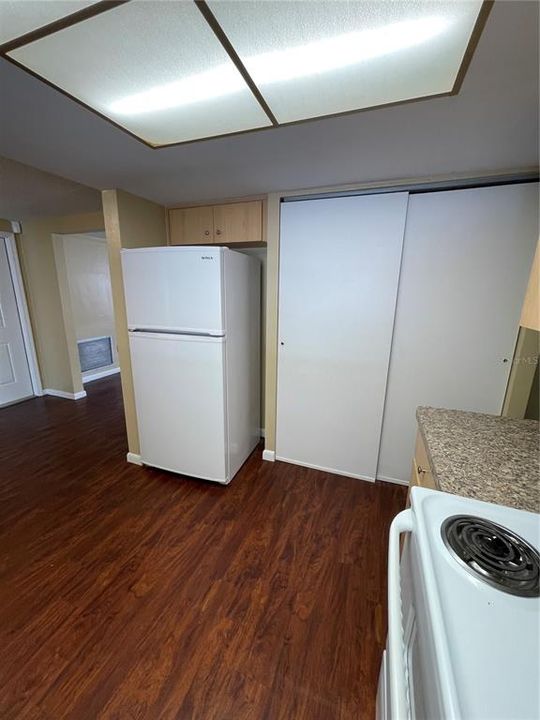 待售: $225,000 (3 贝兹, 2 浴室, 1246 平方英尺)