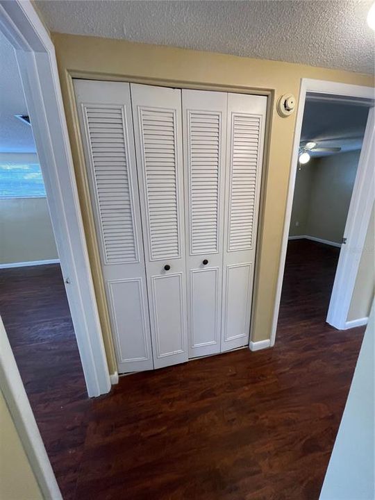 待售: $225,000 (3 贝兹, 2 浴室, 1246 平方英尺)