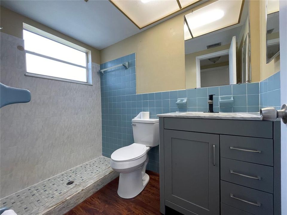 待售: $225,000 (3 贝兹, 2 浴室, 1246 平方英尺)