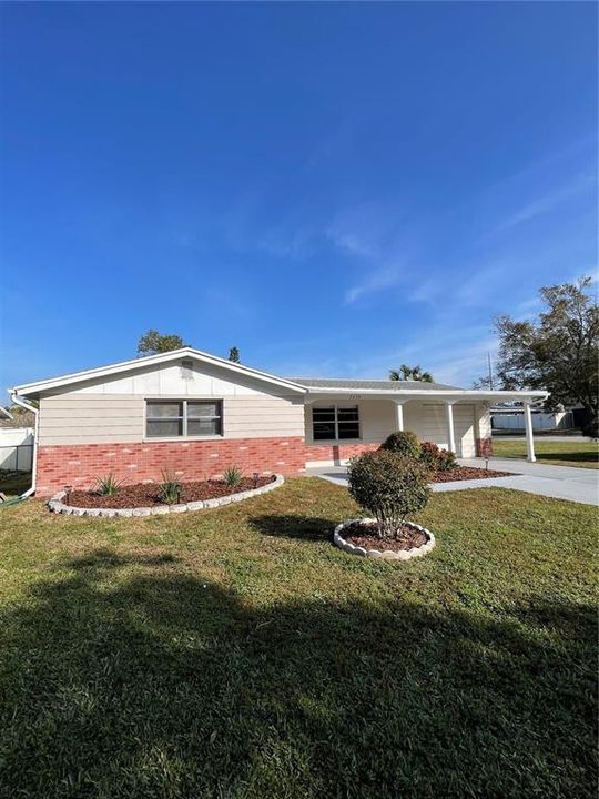 待售: $225,000 (3 贝兹, 2 浴室, 1246 平方英尺)