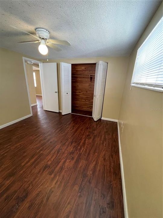 待售: $225,000 (3 贝兹, 2 浴室, 1246 平方英尺)