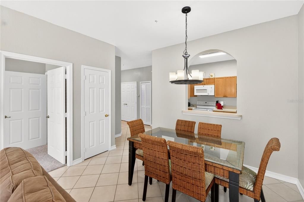 For Sale: $229,900 (3 beds, 2 baths, 1268 Square Feet)