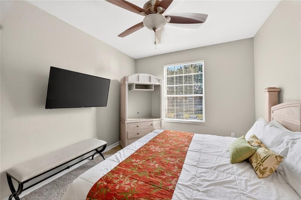 For Sale: $229,900 (3 beds, 2 baths, 1268 Square Feet)