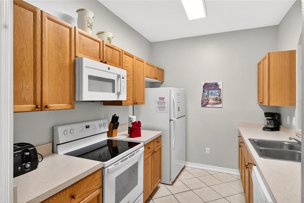 For Sale: $229,900 (3 beds, 2 baths, 1268 Square Feet)