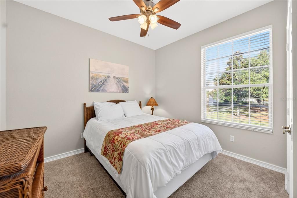 For Sale: $229,900 (3 beds, 2 baths, 1268 Square Feet)