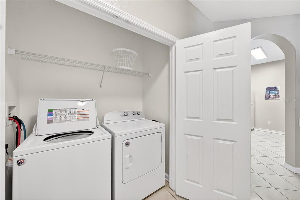 For Sale: $229,900 (3 beds, 2 baths, 1268 Square Feet)