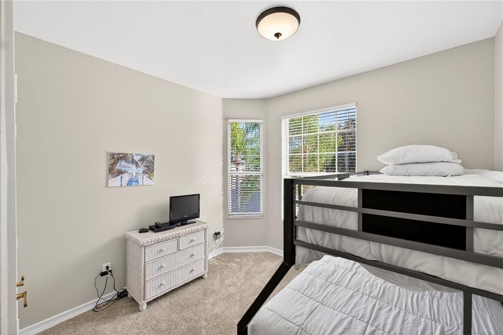 For Sale: $229,900 (3 beds, 2 baths, 1268 Square Feet)