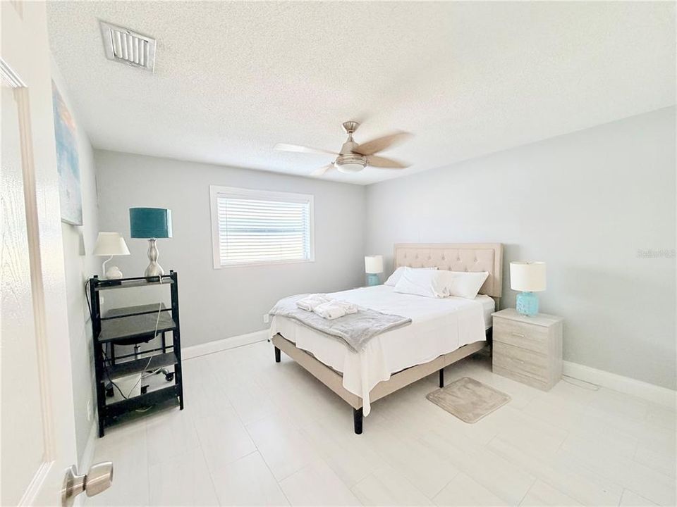 В аренду: $3,850 (3 спален, 2 ванн, 1930 Квадратных фут)