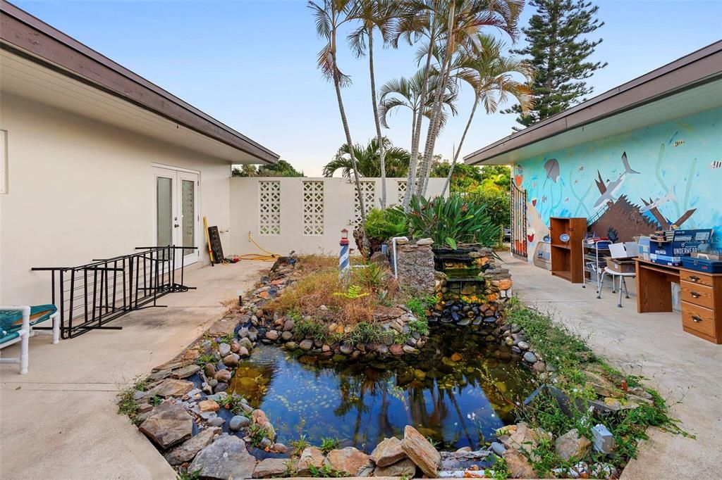 For Sale: $295,000 (3 beds, 2 baths, 1439 Square Feet)