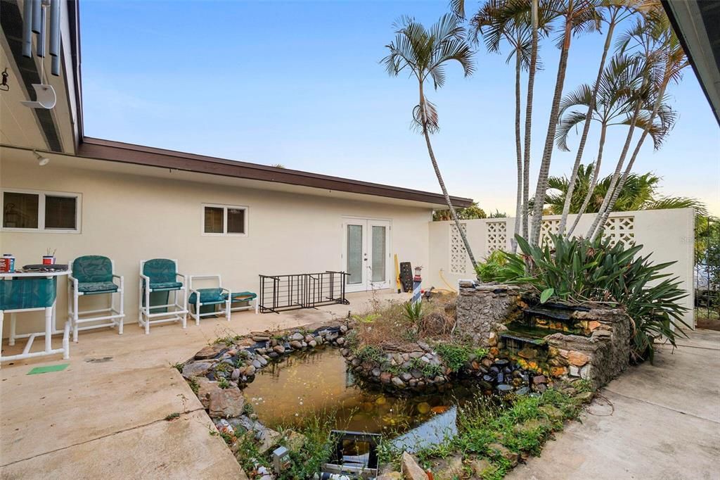 For Sale: $295,000 (3 beds, 2 baths, 1439 Square Feet)