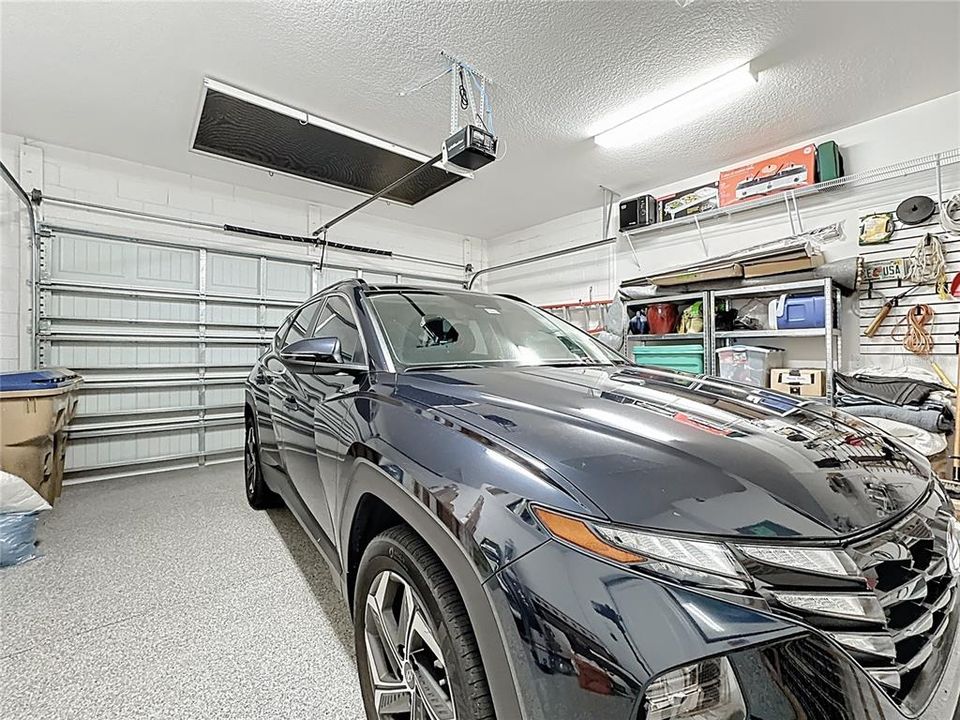 出租: $3,200 (3 贝兹, 2 浴室, 1970 平方英尺)