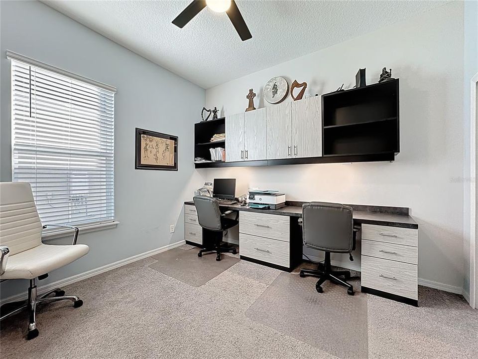 出租: $3,200 (3 贝兹, 2 浴室, 1970 平方英尺)