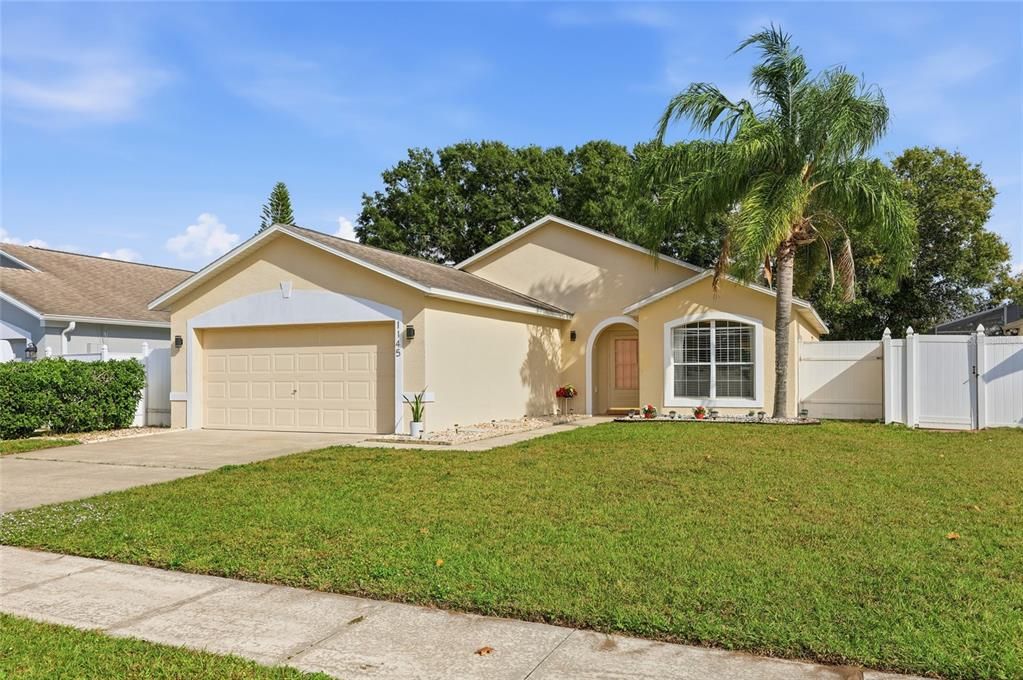 For Sale: $384,900 (3 beds, 2 baths, 1375 Square Feet)