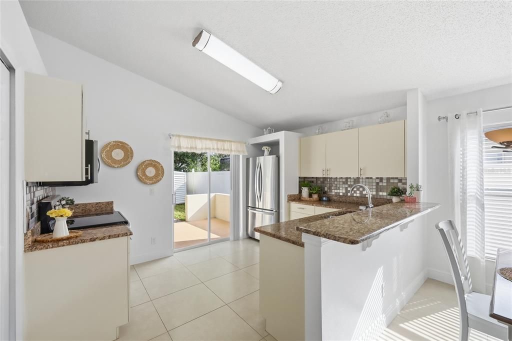 For Sale: $384,900 (3 beds, 2 baths, 1375 Square Feet)