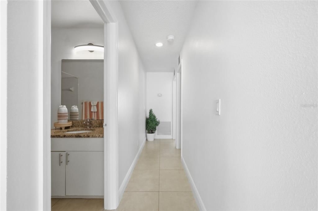 For Sale: $384,900 (3 beds, 2 baths, 1375 Square Feet)