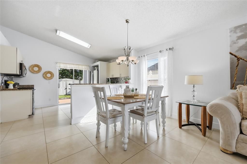 For Sale: $384,900 (3 beds, 2 baths, 1375 Square Feet)