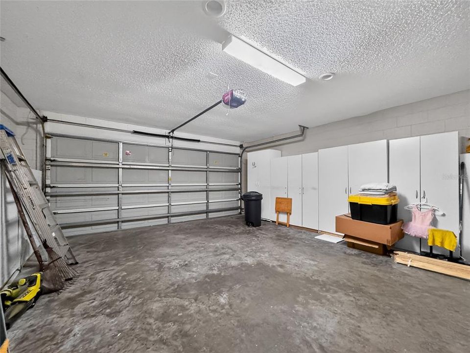 For Sale: $384,900 (3 beds, 2 baths, 1375 Square Feet)