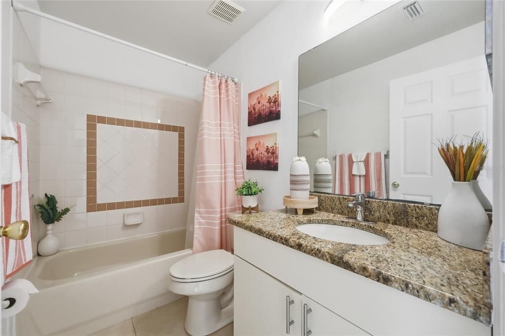 For Sale: $384,900 (3 beds, 2 baths, 1375 Square Feet)