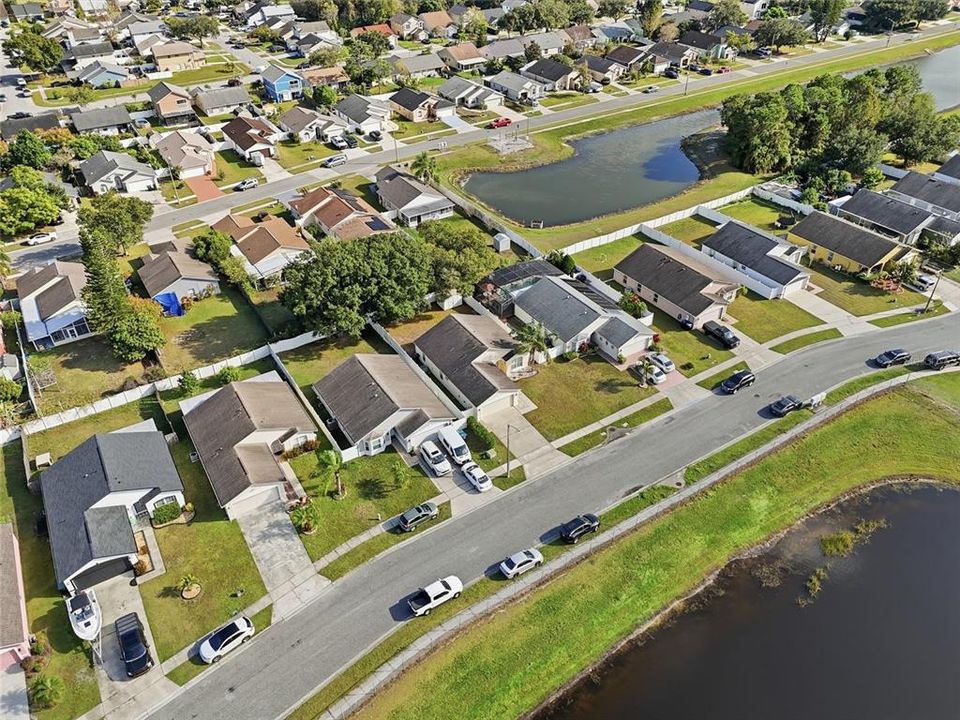 For Sale: $384,900 (3 beds, 2 baths, 1375 Square Feet)