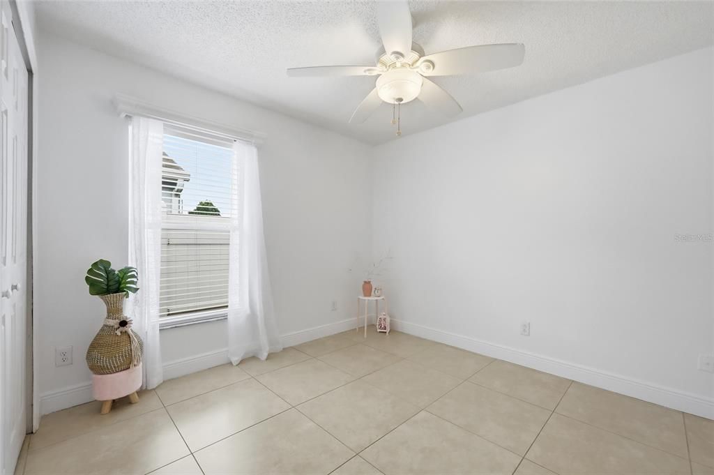 For Sale: $384,900 (3 beds, 2 baths, 1375 Square Feet)