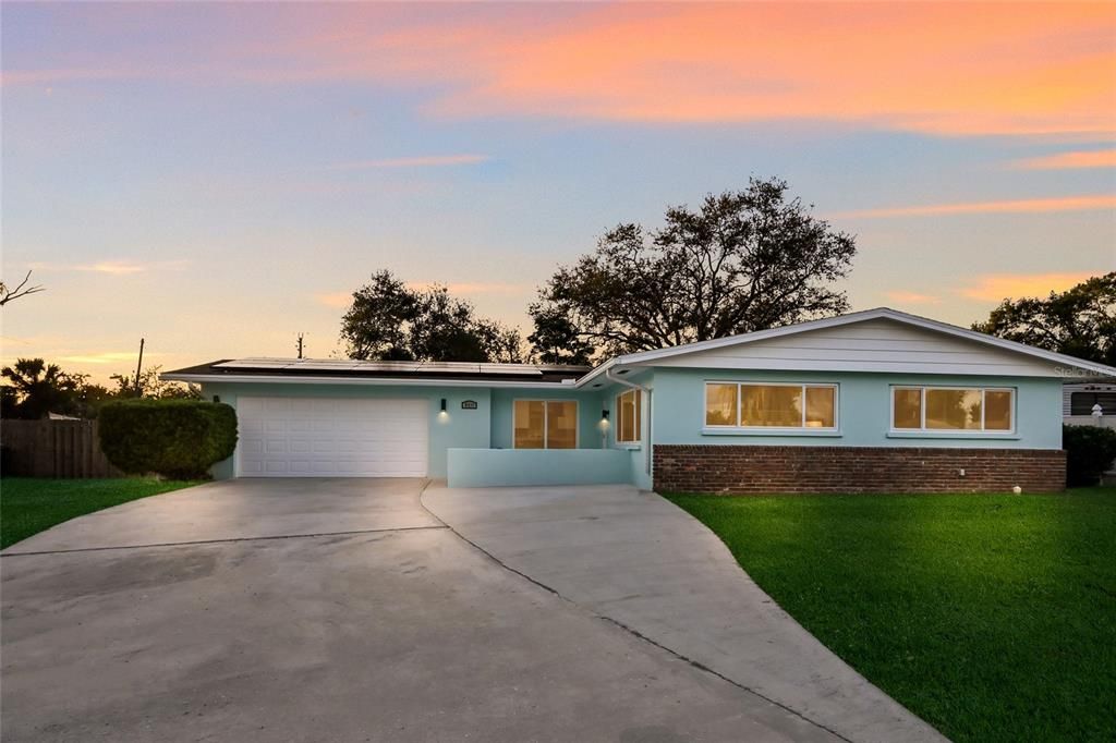 待售: $579,900 (4 贝兹, 2 浴室, 2168 平方英尺)