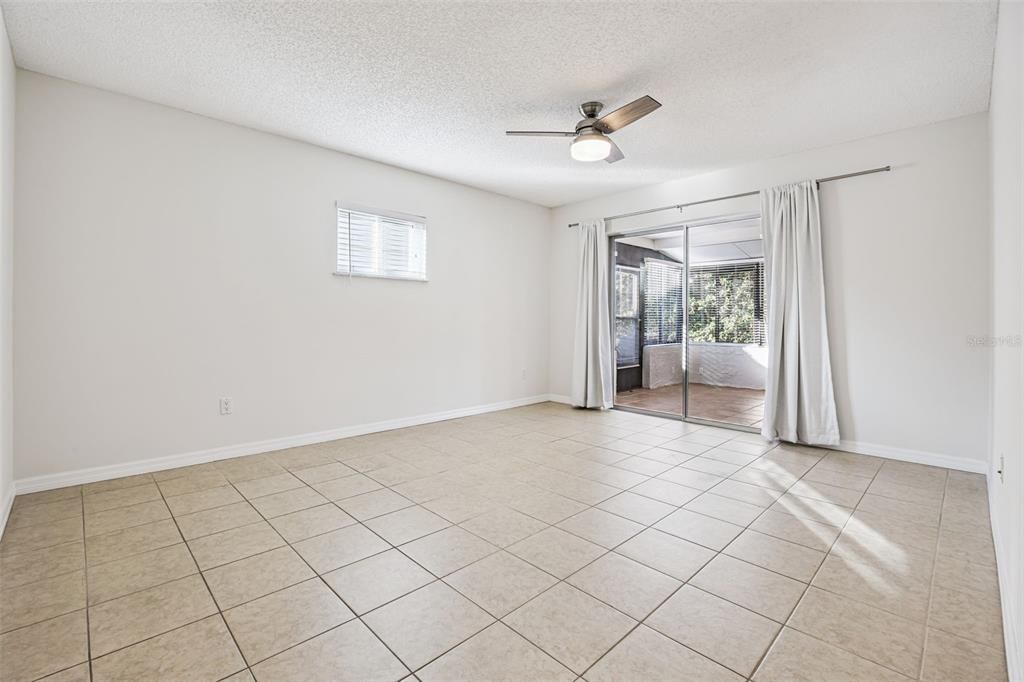 На продажу: $395,000 (3 спален, 2 ванн, 1612 Квадратных фут)