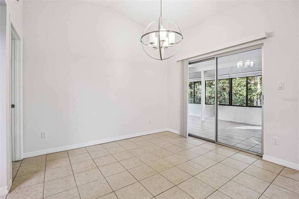 На продажу: $395,000 (3 спален, 2 ванн, 1612 Квадратных фут)