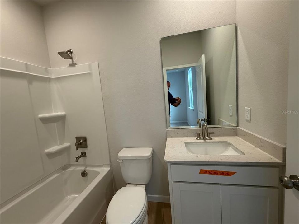 En Venta: $429,990 (4 camas, 3 baños, 2319 Pies cuadrados)