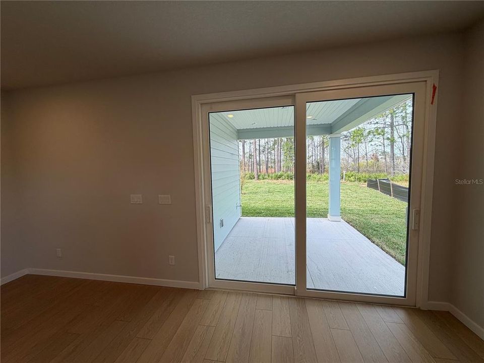 En Venta: $429,990 (4 camas, 3 baños, 2319 Pies cuadrados)