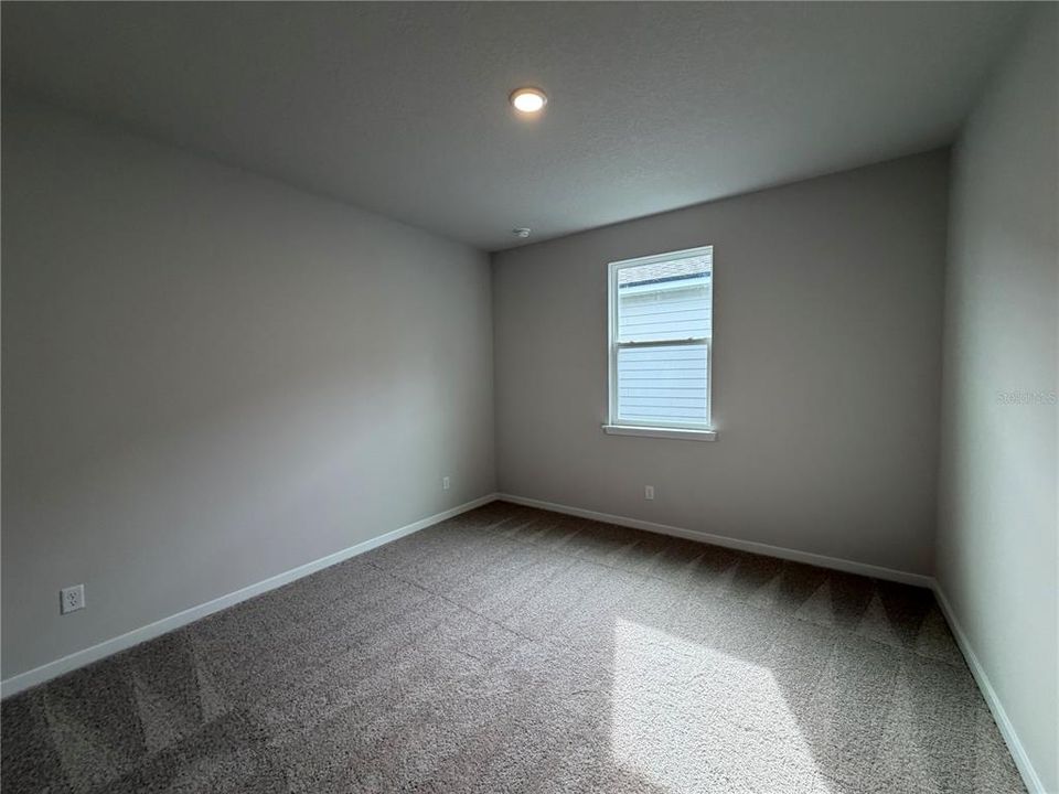 En Venta: $429,990 (4 camas, 3 baños, 2319 Pies cuadrados)