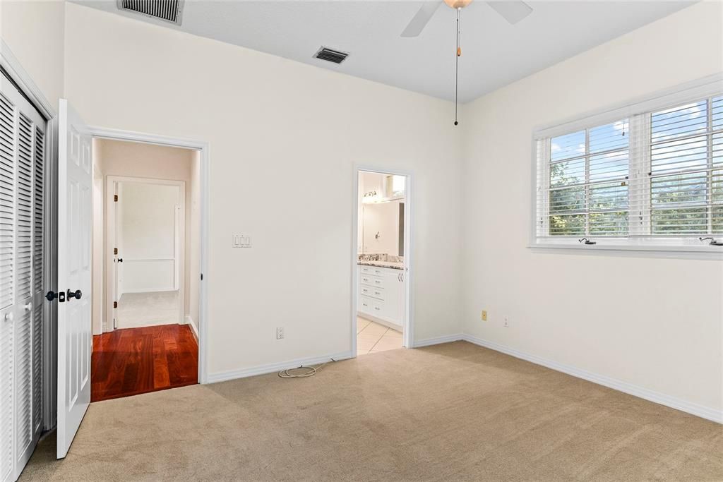 В аренду: $7,000 (4 спален, 3 ванн, 3302 Квадратных фут)