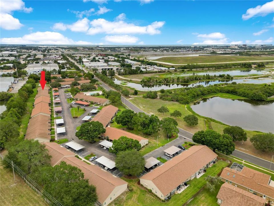 For Sale: $249,900 (2 beds, 2 baths, 810 Square Feet)