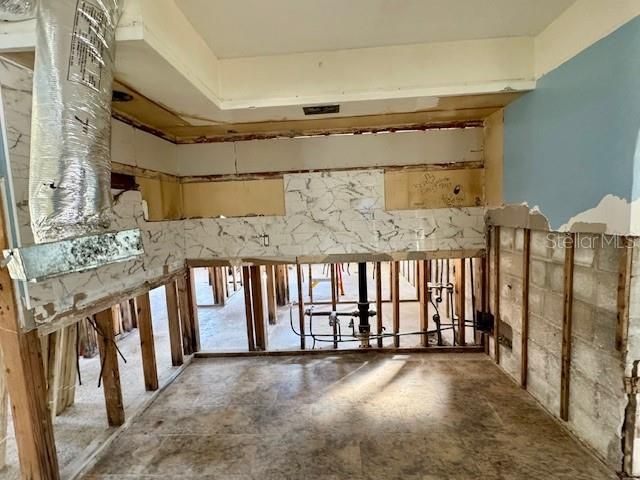 На продажу: $124,000 (3 спален, 2 ванн, 1072 Квадратных фут)