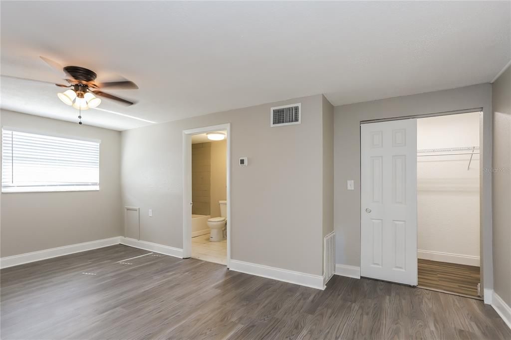 В аренду: $2,410 (3 спален, 2 ванн, 1144 Квадратных фут)