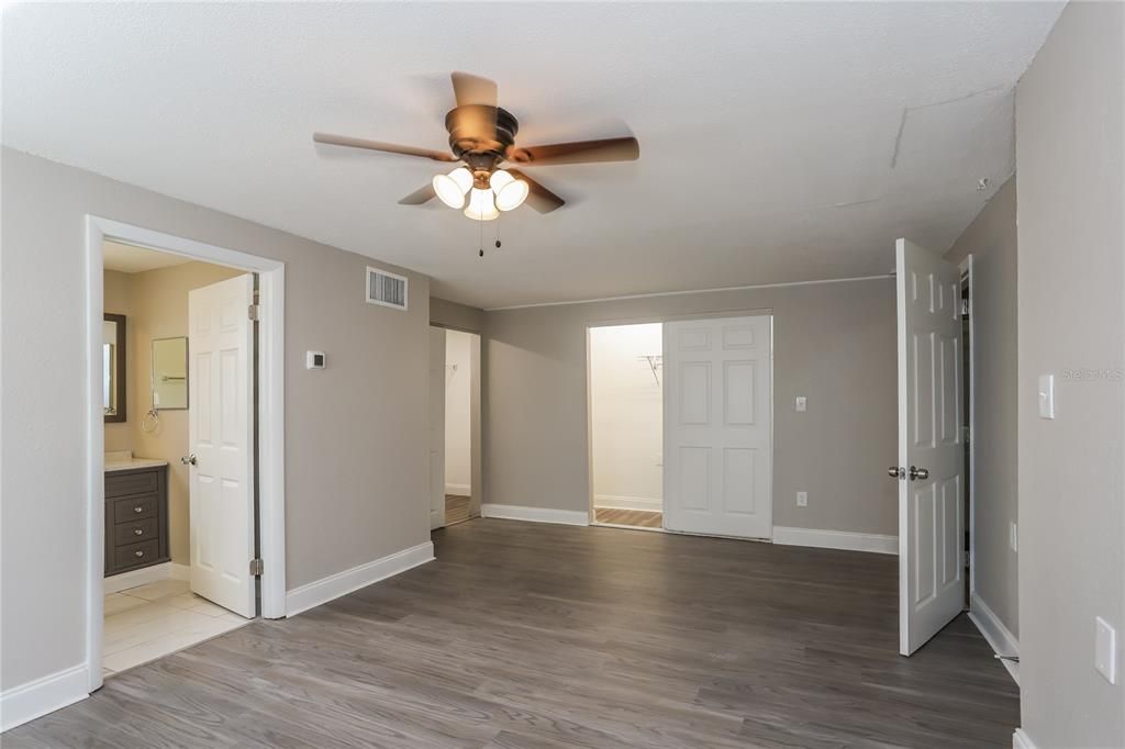 В аренду: $2,410 (3 спален, 2 ванн, 1144 Квадратных фут)