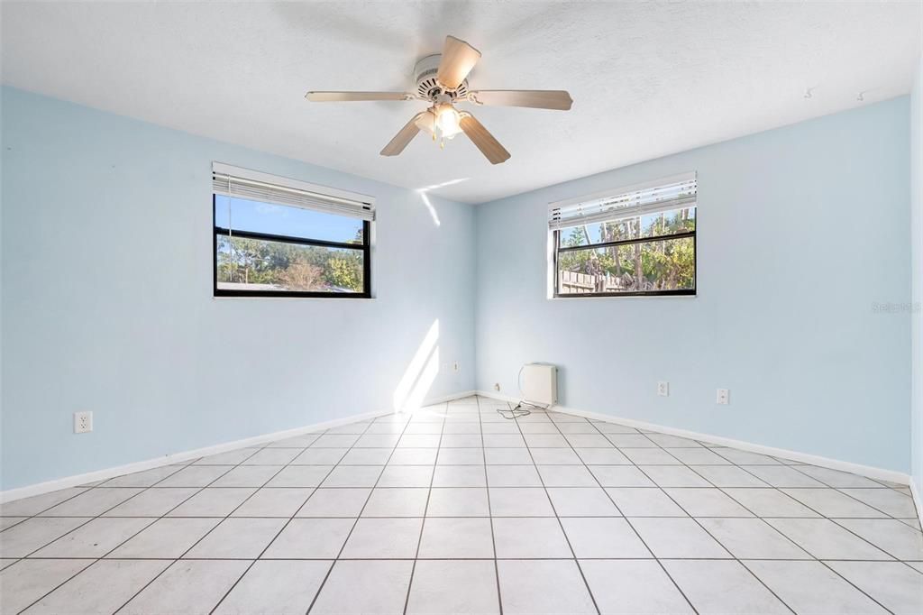 For Rent: $2,700 (3 beds, 2 baths, 1399 Square Feet)