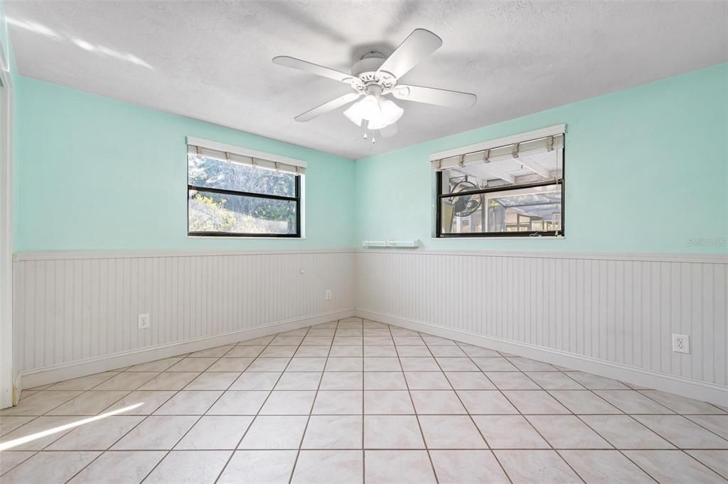 For Rent: $2,700 (3 beds, 2 baths, 1399 Square Feet)