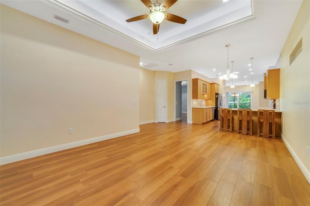 En Venta: $500,000 (2 camas, 2 baños, 1818 Pies cuadrados)