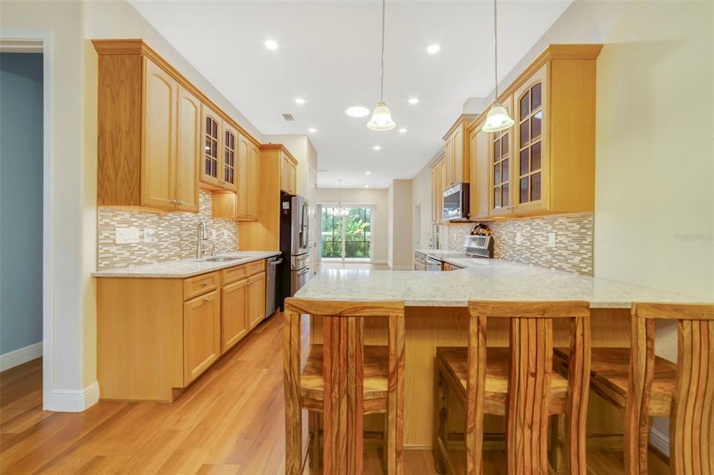 En Venta: $500,000 (2 camas, 2 baños, 1818 Pies cuadrados)