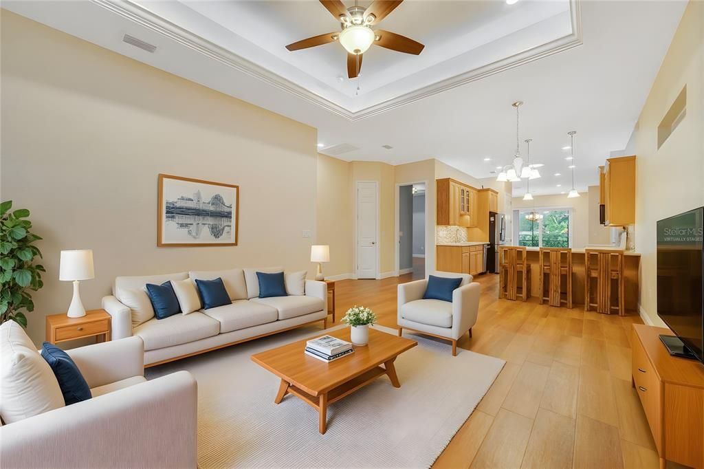 En Venta: $500,000 (2 camas, 2 baños, 1818 Pies cuadrados)