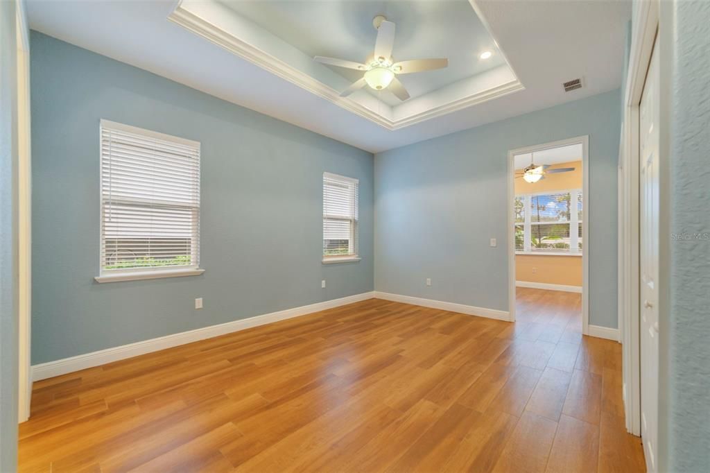 En Venta: $500,000 (2 camas, 2 baños, 1818 Pies cuadrados)