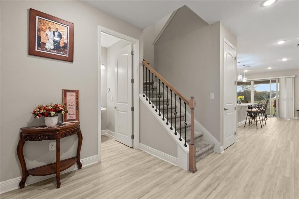 En Venta: $400,000 (4 camas, 2 baños, 2868 Pies cuadrados)