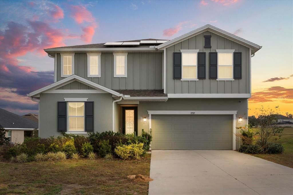 En Venta: $400,000 (4 camas, 2 baños, 2868 Pies cuadrados)