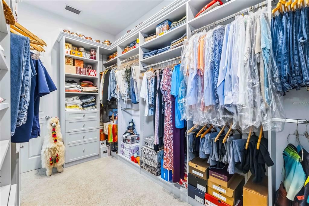 For Sale: $1,225,000 (4 beds, 3 baths, 2802 Square Feet)