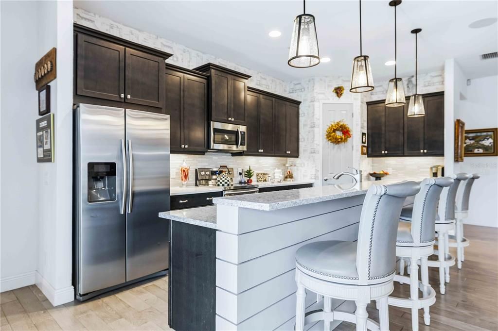 For Sale: $1,225,000 (4 beds, 3 baths, 2802 Square Feet)