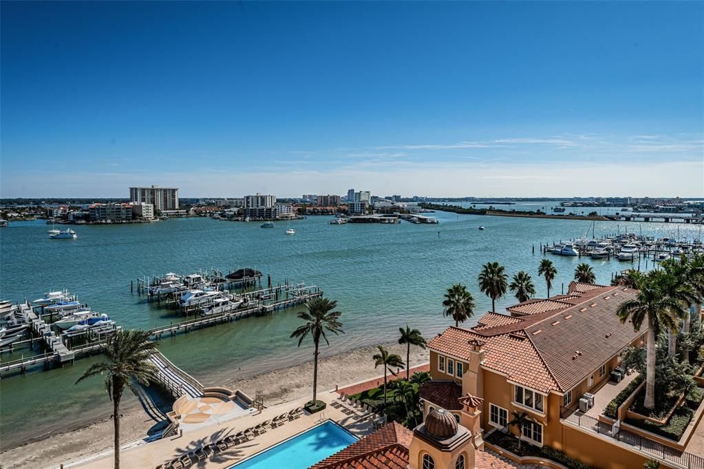 For Sale: $1,495,000 (3 beds, 2 baths, 1920 Square Feet)